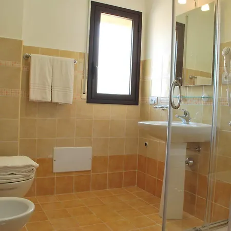 Apart Otel Vacanze Anni 20 *